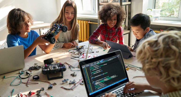 AI in Education: 10 Game-Changing Ways AI is Enhancing Learning