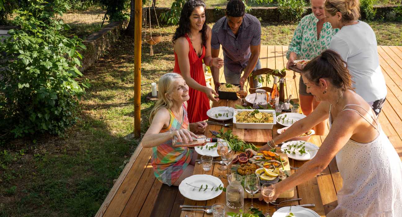 Al Fresco Dining