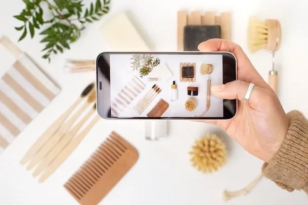 The Growth of E-commerce in the Beauty Industry