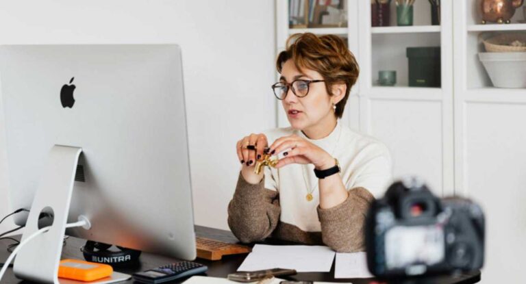 How to Turn Your Expertise into a Profitable Online Course
